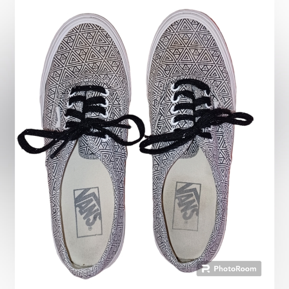 VANS AUTHENTIC SLIM SHOES - Unisex Men's 6, Women's 7.5